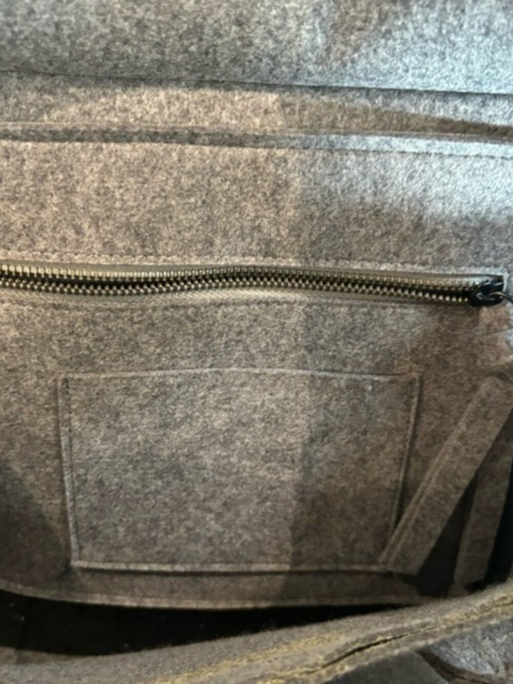 HANDBAG CROSSBODY Made of Felt with A Metal Clasp Birkin Style No Brand NWOT - Picture 5 of 11